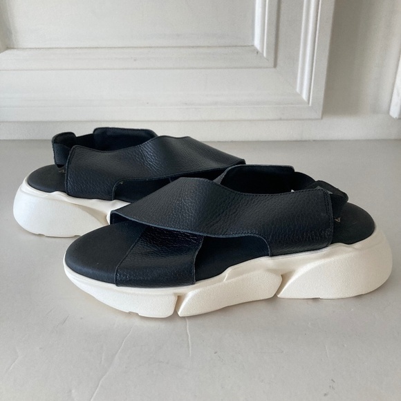 NWOT Anthropologie Cross Sport Black Leather Sandals Sz 37 - Picture 1 of 7